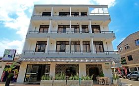 Hotel Emberá